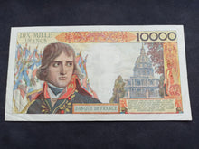 Charger l&#39;image dans la galerie, 10000 Francs Napoléon Bonaparte (6-12-1956) (Ref 1449)  Plis + épinglages
