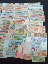 Charger l'image dans la galerie, Lot de 80 Billets du Monde Tous Différents NEUFS