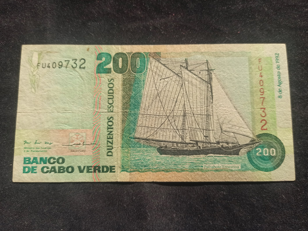 Cap Vert : 200 Escudos 1992 (Ref 616)