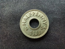 Charger l&#39;image dans la galerie, Fiji : Half Penny 1934 (Ref 819) Qualité
