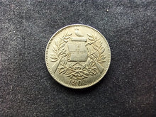 Charger l&#39;image dans la galerie, Guatemala : 1/2 Real 1901 (Ref 908)
