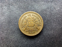 Charger l&#39;image dans la galerie, Guatemala : Un Centavo 1881 (Ref 909)
