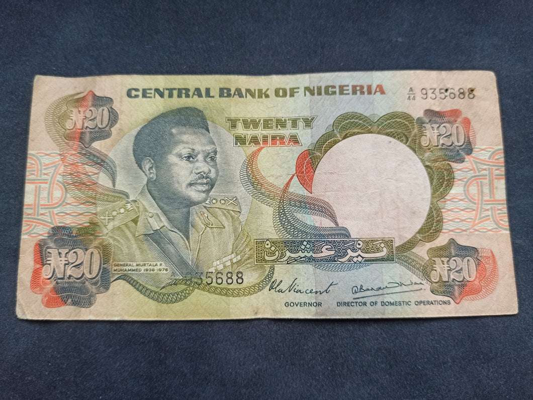 Nigéria : 20 Naira 1977-84 Sign 4 (Ref 1643)