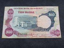 Charger l&#39;image dans la galerie, Nigéria : 10 Naira 1973-78 rare Sign 4 (Ref 1647)
