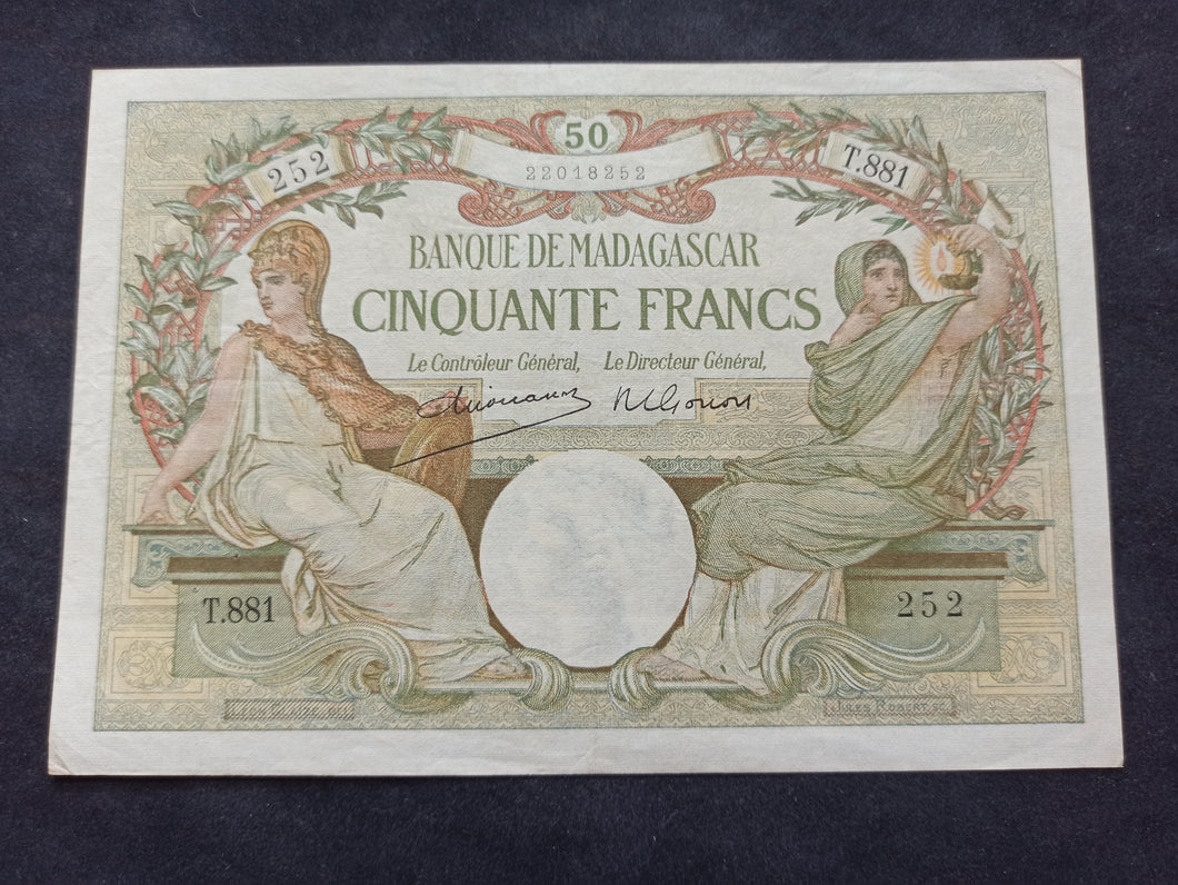 Madagascar : 50 Francs 1937-47 (Ref 2381)