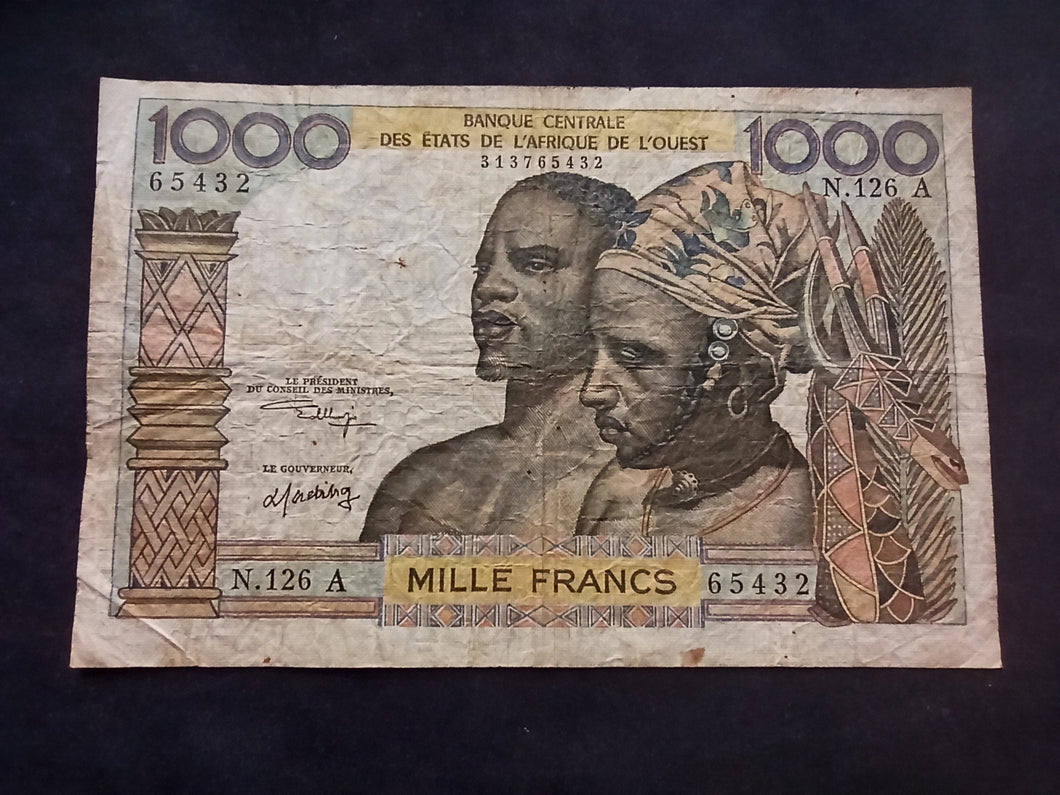 Afrique de l'Ouest : 1000 Francs 1959-65 A Sign 10 (Ref 2389)