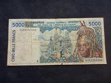 Charger l&#39;image dans la galerie, Afrique de l&#39;Ouest : 5000 Francs 1993 K Sign 25 (Ref 2395)
