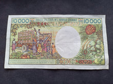 Charger l&#39;image dans la galerie, Cameroun : 10000 Francs 1984 - 92 (Ref 2563)

