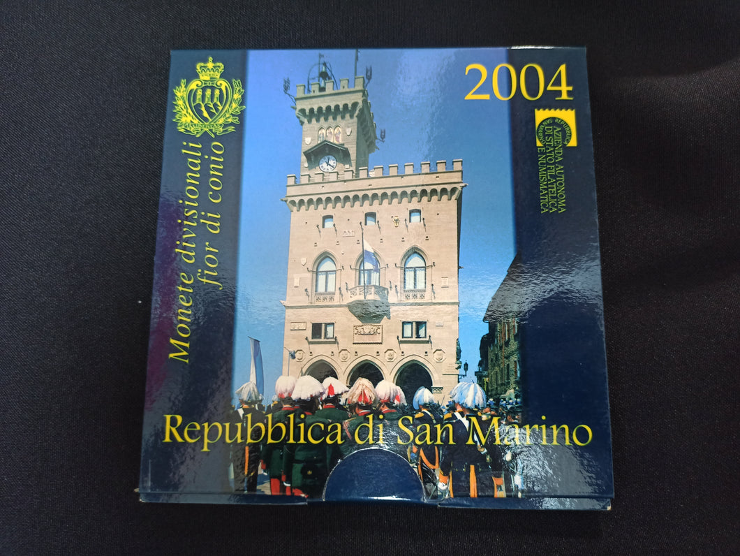 BU Saint Marin 2004 ; 9 Pièces avec pochette