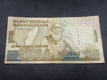 Charger l&#39;image dans la galerie, Madagascar : 25000 Francs 1993 (Ref 3176)
