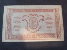 Charger l'image dans la galerie, 1 Franc Trésorerie aux Armées 1917 J (Ref 3225)
