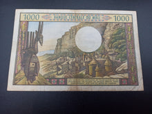 Charger l'image dans la galerie, Mali : 1000 Francs 1973 P 13a (Ref 3300)
