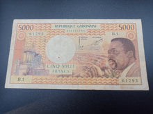 Charger l'image dans la galerie, Gabon : 5000 Francs 1974 P 4a Sign 4 (Ref 3315)
