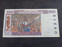 Charger l'image dans la galerie, Afrique de l'Ouest : 2500 Francs Sénégal K (Ref 3352)
