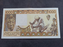 Charger l'image dans la galerie, Afrique de l'Ouest : 1000 Francs 1981 B ; Pick 207Bb (Ref 3361)
