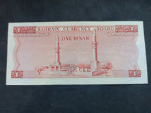 Charger l'image dans la galerie, Bahreïn : One Dinar 1964 ; Pick 4 (Ref 3452)
