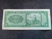 Charger l'image dans la galerie, Guatemala : 1 Quetzal 1971 (Ref 3511)
