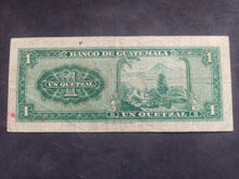 Charger l'image dans la galerie, Guatemala : 1 Quetzal 1961 (Ref 3512)
