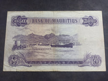 Charger l'image dans la galerie, Ile Maurice : 50 Rupees 1967 Sign 2 ; Pick 33b (Ref 3566)
