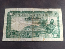 Charger l'image dans la galerie, Nigéria : 10 Shillings 1958 (Ref 3568)
