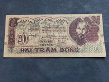 Charger l'image dans la galerie, Vietnam : 200 Dong 1950 (Ref 3693)
