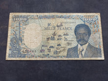 Charger l'image dans la galerie, Gabon : 1000 Francs 1987 (Ref 3730)
