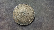 Charger l'image dans la galerie, 1/2 Ecu Argent Louis XIV aux 8 L 1704 &amp; (Ref 3870)
