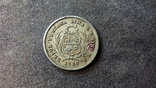 Charger l'image dans la galerie, Pérou : 1/2 Real Argent 1860 (Ref 3914)
