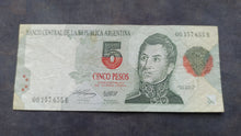 Charger l'image dans la galerie, Argentine : 5 Pesos 1992/97 ; Pick 341b (Ref 3951)
