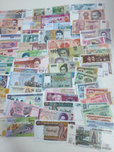 Charger l'image dans la galerie, Lot de 80 Billets du Monde Tous Différents NEUFS
