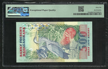 Charger l&#39;image dans la galerie, Madagascar : 2500 Francs 1993 ; PMG : Gem UNC 66 ; EPQ (Ref 1923)
