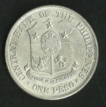 Charger l&#39;image dans la galerie, Philippines : Un Peso Argent 1961
